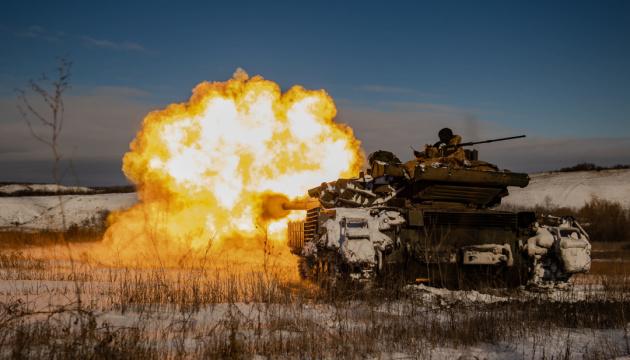 Протягом доби на фронті відбулося 166 боїв, зокрема, найнапруженіша ситуація спостерігається на Покровському напрямку.