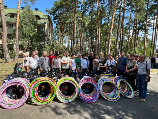 Закладам освіти Київщини передали 334 комплекти спортивного інвентарю